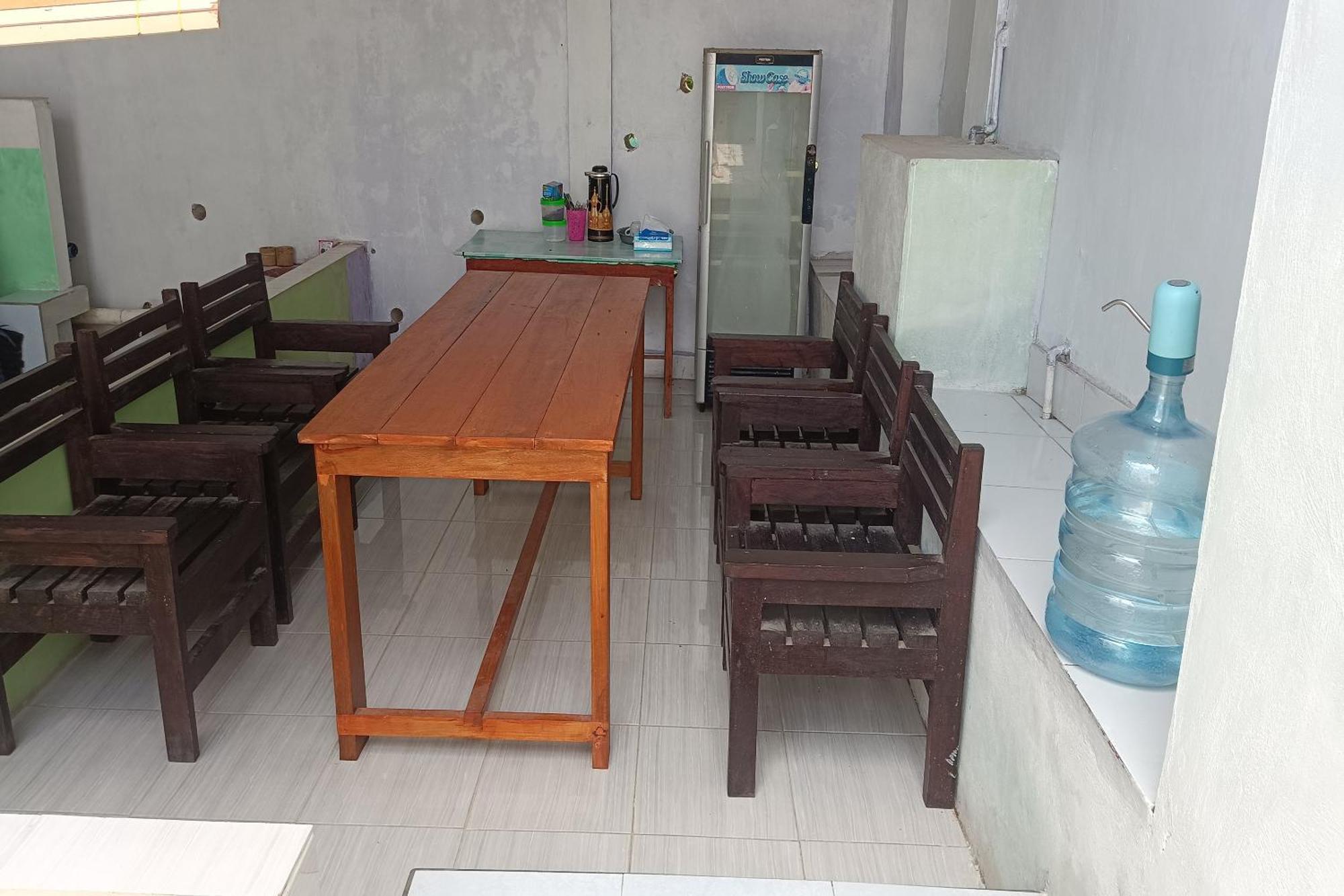 Oyo 93359 Kawi Homestay ปรายา ภายนอก รูปภาพ