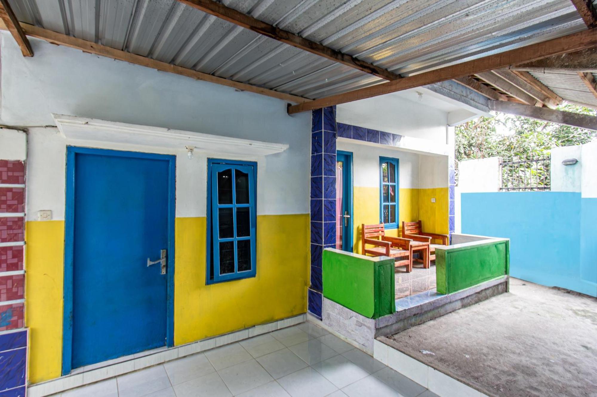 Oyo 93359 Kawi Homestay ปรายา ภายนอก รูปภาพ