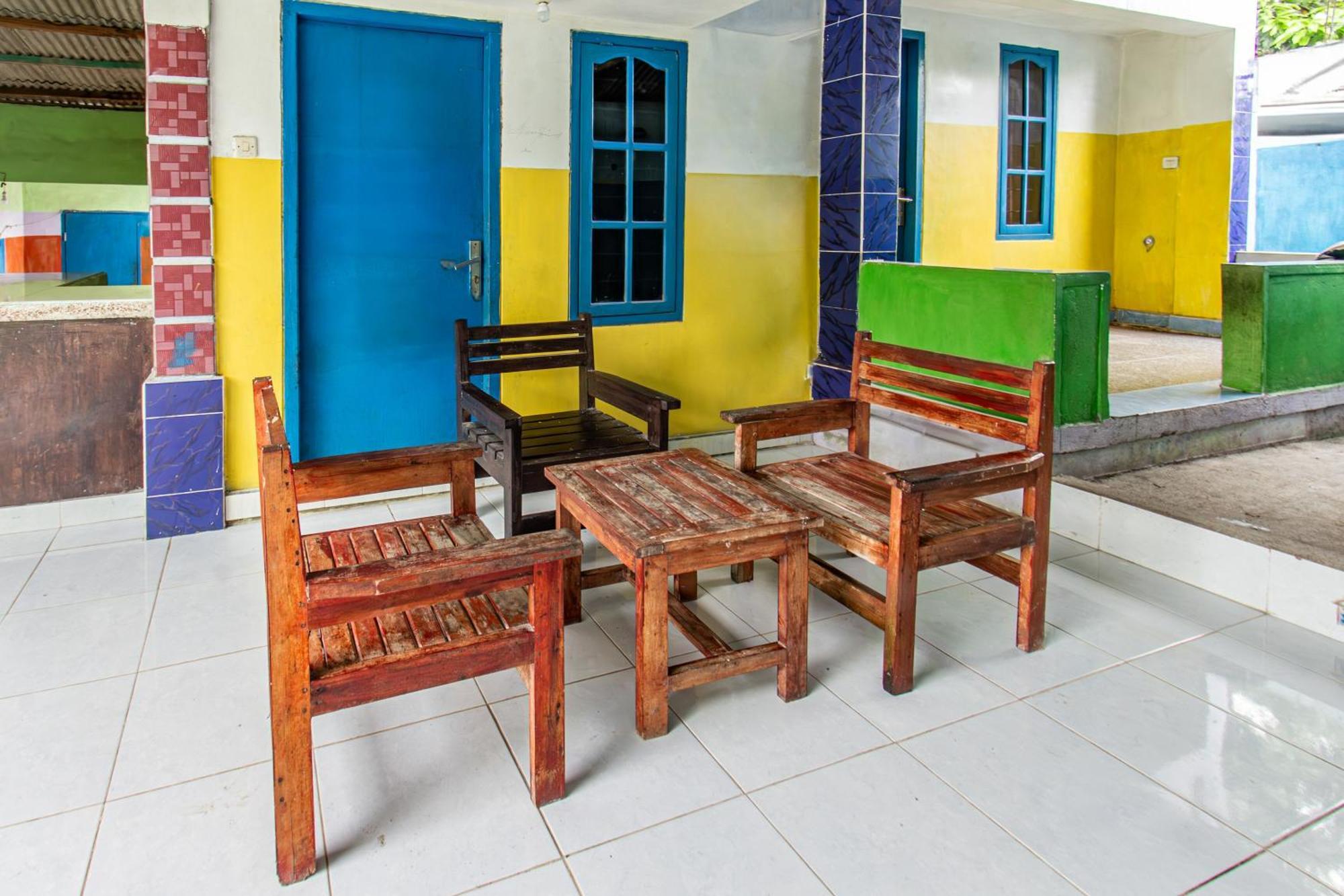 Oyo 93359 Kawi Homestay ปรายา ภายนอก รูปภาพ